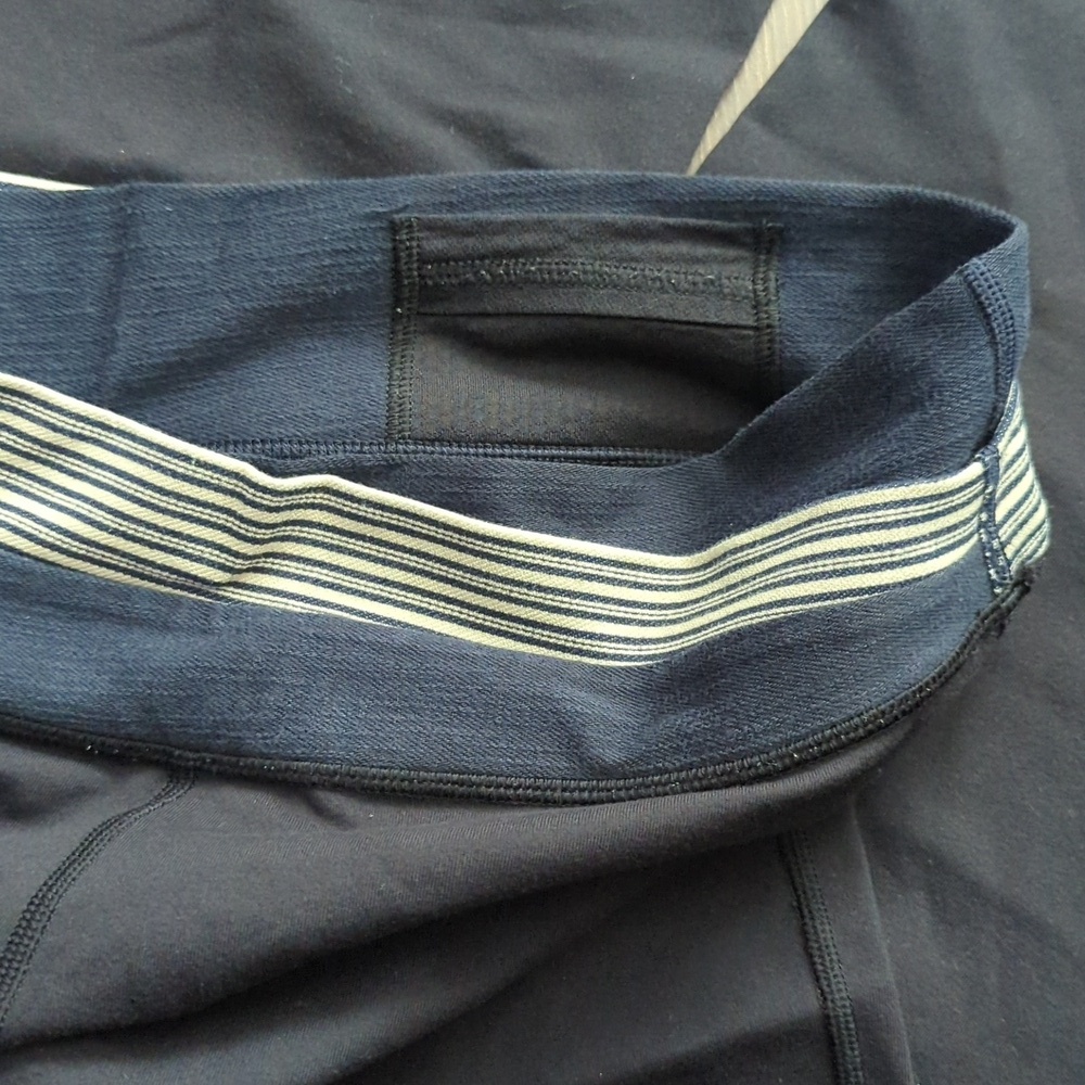 Lululemon Astro Pants - Picture 9 of 11